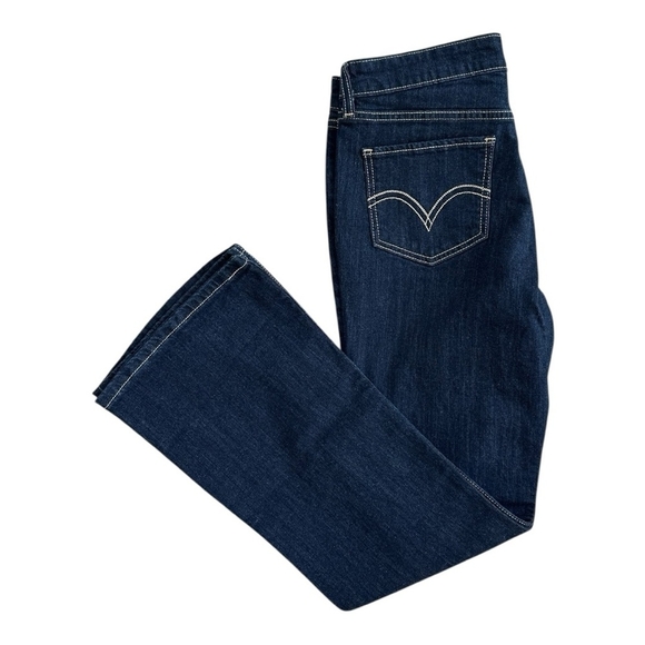 LEVI’S 518 Superlow Bootcut Low Rise Women's Jeans Dark Blue Denim Jeans NWT - Picture 5 of 8